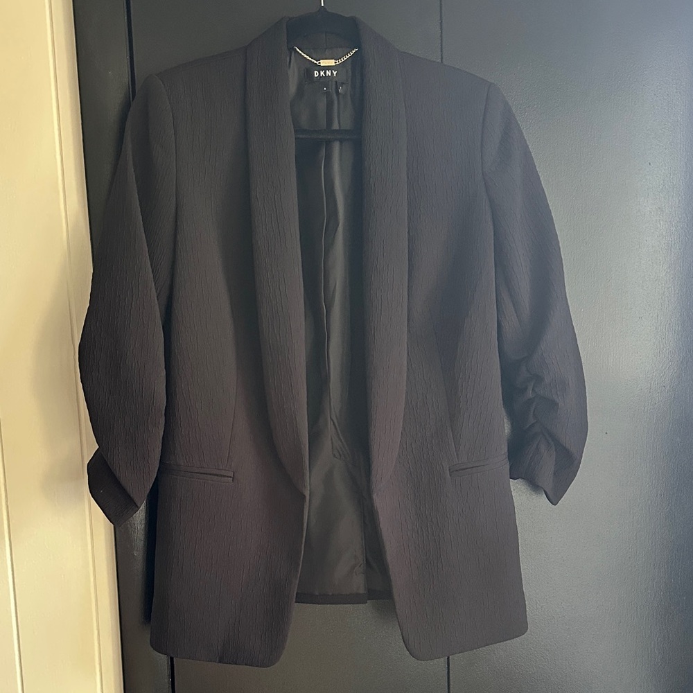 DKNY black textured Blazer